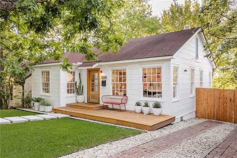 2003 Kenwood Ave, Austin, TX 78704 | MLS #2178046 | Zillow Houses Design Ideas, Backyard Guest Houses, Houses Design, Guest Houses, Playful Decor, Small Home, Cottage Homes, Austin Tx, Future House