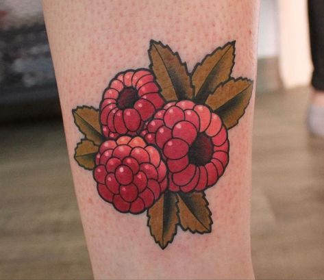 Strawberry Tattoo Neotraditional, Realistic Fruit Tattoo, Neo Old School Tattoo, Fruit Flash Tattoo, Traditional Raspberry Tattoo, Dragonfruit Tattoo, Neo Trad Flash, Traditional Fruit Tattoo, Neo Traditional Tattoos Flower