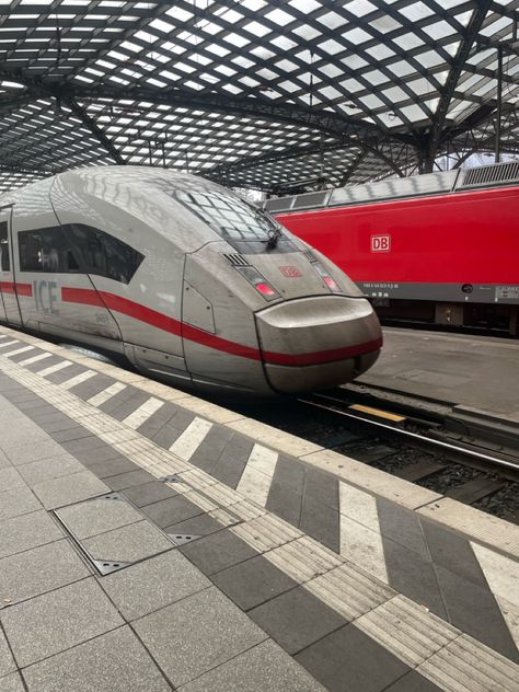 #zug #ice #deutschebahn #fy #fyp #foryoupage Ice Train Germany, Wishen Board, Train Photography, Berlin, Aircraft, Vision Board, Germany, Train, Collage