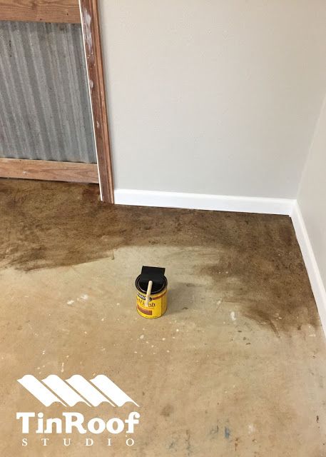 Stain Cement Floor, Wood Stain Concrete Floor, Painted Floor Concrete, Diy Cement Floors, How To Stain Concrete Floors Inside, Staining Basement Concrete Floor, Staining Cement Floors Diy, Diy Painted Concrete Floor, Cheap Concrete Floor Ideas