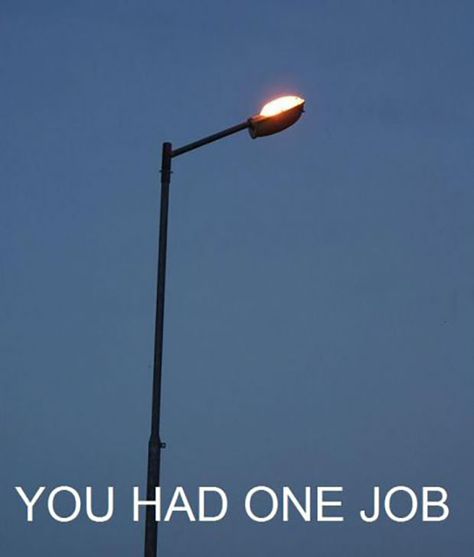 Electrician Humor, Job Fails, Construction Fails, You Had One Job, Funny Af, Design Fails, Dump A Day, One Job, Epic Fails