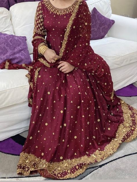 Decoration Things, Weddings 2024, Red Bridal Dress, Bed Interior, Pakistani Formal Dresses, Desi Wedding Dresses, Nikkah Dress, Lehenga Designs Simple, Latest Bridal Dresses