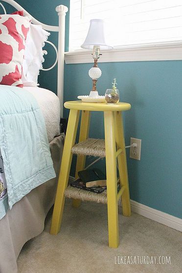 Turn an old barstool into a darling side table! Wrap rope around lower foot rests to create a couple shelves! . Upcycle Ideas, Real Estat, Redo Furniture, My New Room, Apartment Living, Guest Bedroom, Furniture Makeover, Lake House, Home Projects