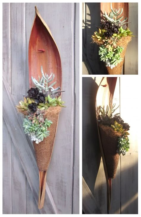 Really great idea and the blog post gives you the "how to" as well.  Love this. Palm Tree Crafts, Planter Centerpiece, Palm Frond Art, Fence Planters, Palm Tree Art, Hanging Succulents, Colorful Succulents, Succulents In Containers, Palm Fronds