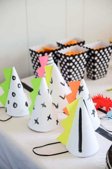 Neon Dinosaur Party, Black And White Dinosaur Party, Cheap Kids Party, Simple Decor Ideas, Summer Kids Party, Godzilla Birthday, Dinosaur Birthday Party Decorations, Twin Birthday Parties, Baby Boy Themes