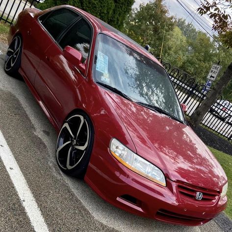 2002 Honda Accord Custom, Honda Accord 2000, 2005 Honda Accord, Honda Accord Custom, 1st Car, Pink Car Accessories, Honda Accord Coupe, Honda Insight, Putao