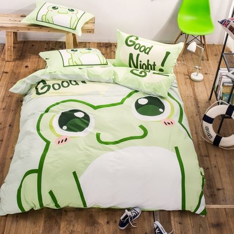 Frog Bedroom, Full Size Bedding, Frog Stuff, House Bedroom Ideas, Frog Print, Full Size Bed, Cute Frogs, Bed Sheet Sets, Bed Styling