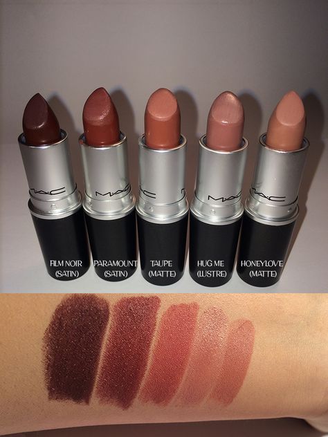 Mac Lipstick Swatches, Mac Cosmetics Lipstick, Simple Makeup Tips, Lipstick Kit, Makeup Accesories, Ethereal Makeup, Lipstick Swatches, Makeup Swatches, Makeup Obsession