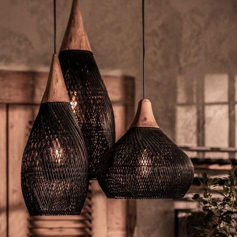 Wallpaper Decor Bedroom, Rattan Lampe, Small Living Spaces, Wood Pendant Lamps, Modular Kitchen Design, Rattan Lamp, Rattan Pendant, Rattan Pendant Light, Deco Luminaire