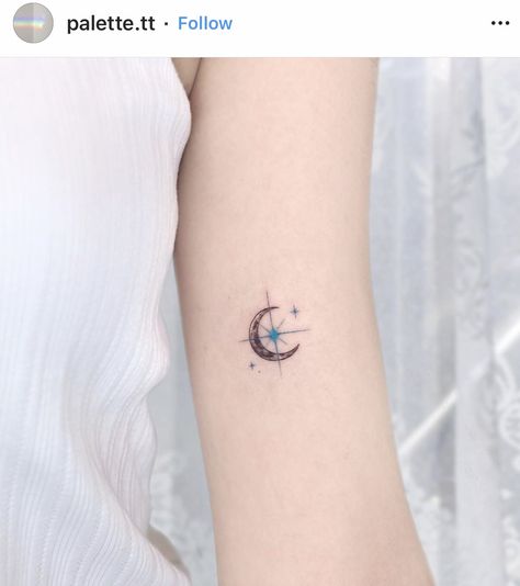 Tiny Heart Tattoos, Remembrance Tattoos, Tiny Heart, Creative Tattoos, Mini Tattoos, Moon Tattoo, Heart Tattoo, Inspirational Tattoos, New Tattoos