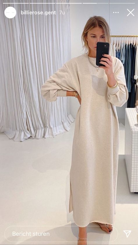 Sweat Dress Outfit, 1 Piece Dress, Sporty Dress, Sweat Dress, Effortlessly Chic Outfits, Abaya Designs, Long Dress Casual, Hijab Style, Autumn Outfit