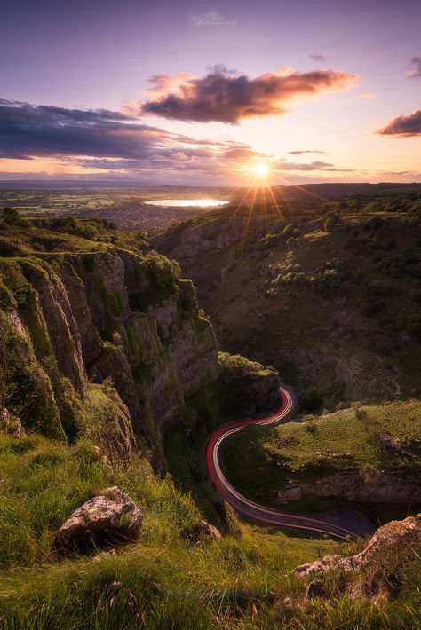 Cheddar Gorge, Uk Places, Somerset England, British Isles, Great Pictures, Nature Animals, Somerset, Natural World, Cheddar