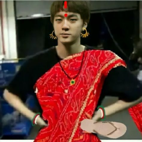 Indian army plse i can't🤣😂 Asthetic Indian Dress, Bts Young Photos, Bts With Indian Flag, Bts In Indian Outfit, Bts Funny Pic, Bts Funny Edits Pics, Bts Funny Photos, Aesthetic Bts Pics, Funny Bts Pics