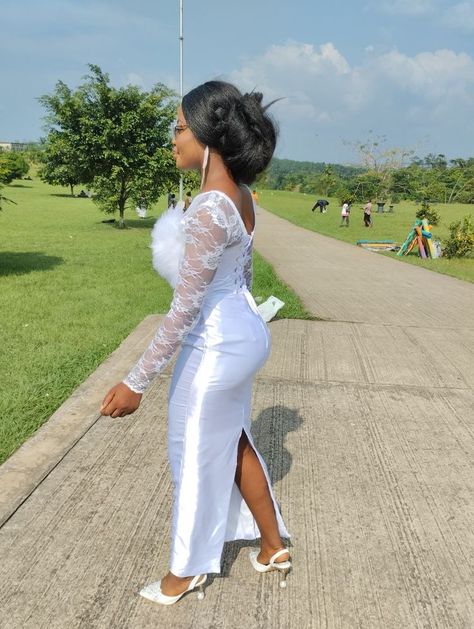 Court Wedding Gown Styles, Duchess Satin Dress Classy, Simple White Lace Dress Short, White Lace Dress Styles Ghana For Church, Simple White Lace Dress, Bridal Satin Dress, Materials Gown Style, White Lace Prom Dress, Ballet Cakes