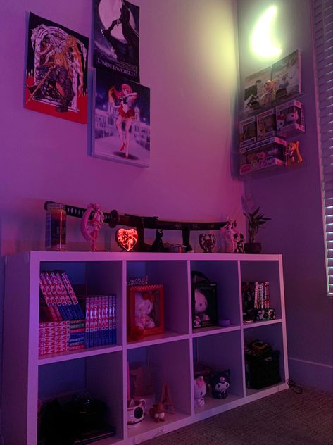 Anime Bedroom Ideas, Nerd Room, Otaku Room, Hippy Room, Bedroom Setup, Pinterest Room Decor, Girly Room, Anime Room, Gaming Room Setup