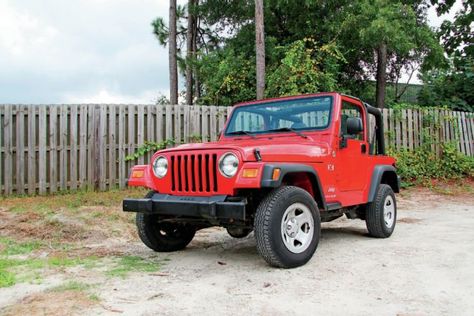 We give you tips for buying a 1997-2006 Jeep Wrangler and show you what to look for when buying a used Jeep. See the tips you need to be a TJ Trader. Keep Wrangler, Jeep Sahara, Diy Jeep, 1997 Jeep Wrangler, Tj Wrangler, Used Jeep, 2006 Jeep Wrangler, Cool Jeeps, Wrangler Rubicon