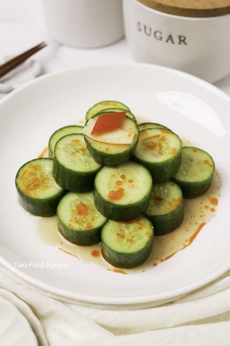 Din Tai Fung Cucumber Salad | Two Plaid Aprons Din Tai Fung Cucumber Recipe, Chinese Garlic Green Beans, Chinese Sticky Rice, Chinese Chili, Chinese Garlic, Shrimp Toast, Japanese Chicken, Din Tai Fung, Cooking Mama