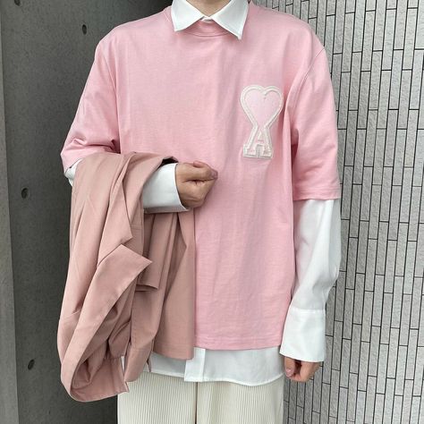 Pink Softboy Outfits, Pastel Guy Aesthetic, Lovecore Aesthetic Outfit Male, Pink Fit Men, Pastel Masculine Outfits, Pink Male Outfit Aesthetic, Love Core Outfits Male, Male Kawaii Fashion, Clothes For Men Aesthetic