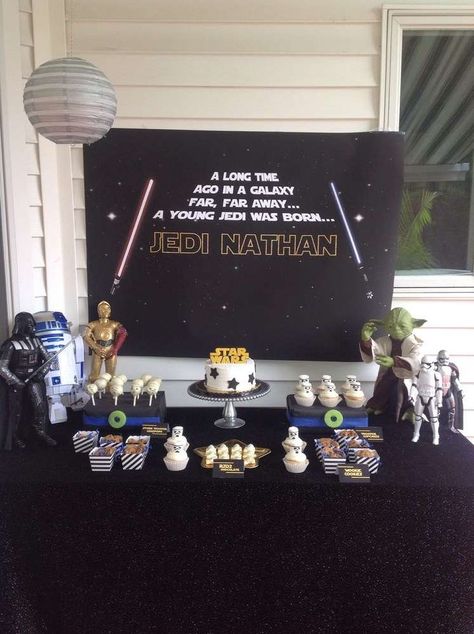 Check out this Star Wars birthday party! See more party ideas at CatchMyParty.com! Baby Boy Party Ideas, Star Wars Girl, Star Wars Birthday Party Ideas, Birthday Star Wars, Star Wars Cake Toppers, Party Ideas Birthday, Adult Party Themes, Star Wars Bb8