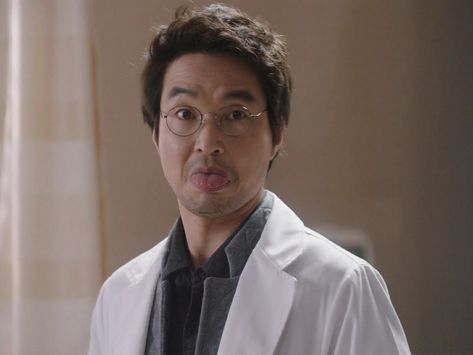 kim sabu Dr. Romantic k-drama memes Dr Romantic Kim Sabu Wallpaper, Kim Sabu Wallpaper, Han Suk Kyu Wallpaper, Dr Romantic Aesthetic, Surgeon Inspiration, Dr Romantic 2, Dr Romantic Quotes, Dr Romantic Wallpaper, Dr. Romantic 1