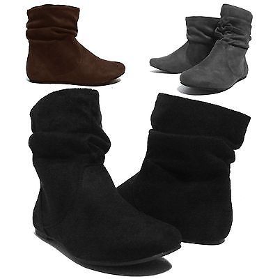 NEW Womens Short Wrinkle Slouch Ankle Boots Flat Heel Suede Booties BLK BRN GRY Slouchy Suede Boots, Slouch Ankle Boots, Futuristic Space, Womens Black Flats, Boots Flat, Black Suede Ankle Boots, Trendy Boots, Boating Outfit, Womens Combat Boots