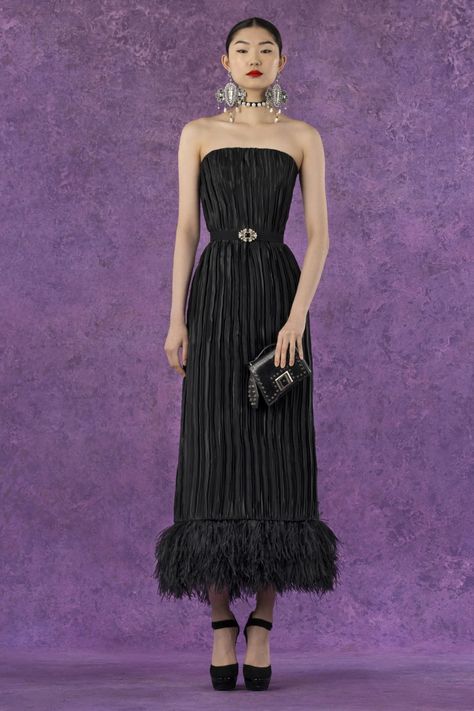 Plisse Dress, Andrew Gn, Silk Maxi, Silk Maxi Dress, Glam Dresses, Fall 2022, Looks Vintage, Black Maxi Dress, Moda Operandi