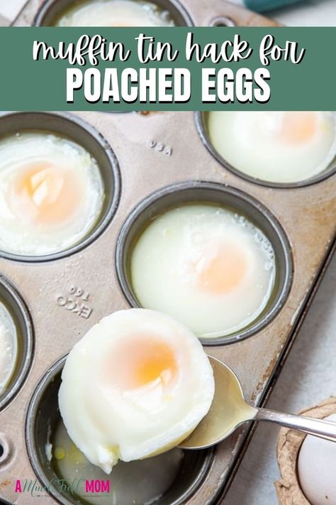 Poached Eggs Oven, Oven Poached Eggs, Eggs For A Crowd, Eggs In The Oven, Cooking Poached Eggs, Easy Poached Eggs, Oven Baked Eggs, Poaching Eggs, Poached Egg Recipe