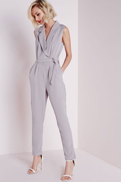 18 jumpsuits that are easy, comfy, AND office appropriate Winter Office Outfits, Ring Wrap, Grey Jumpsuit, Look Office, Office Casual Outfit, Wrap Jumpsuit, Sleeveless Jumpsuits, Office Casual, Work Attire