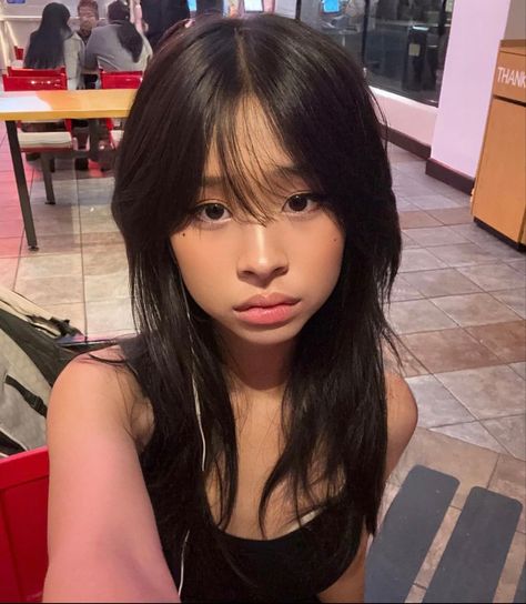 Amelia Princess, Princess Amelia Wu, Amelia Wu, Princess Amelia, Y2k Hair, Hair Inspiration Long, Haircut Inspo, Korean Hair, Hairstyles For Layered Hair