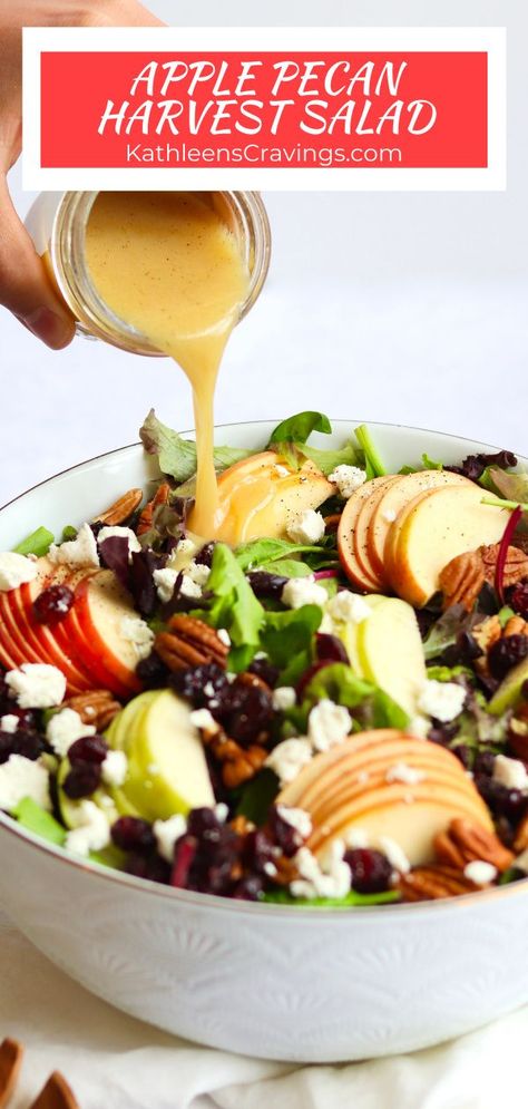 Apple Cider Vinaigrette Dressing, Cider Vinaigrette Dressing, Spring Mix Salad Recipes, Apple Cranberry Salad, Salad Apple, Fall Harvest Salad, Apartment 2023, Apple Cider Vinaigrette, Spring Mix Salad