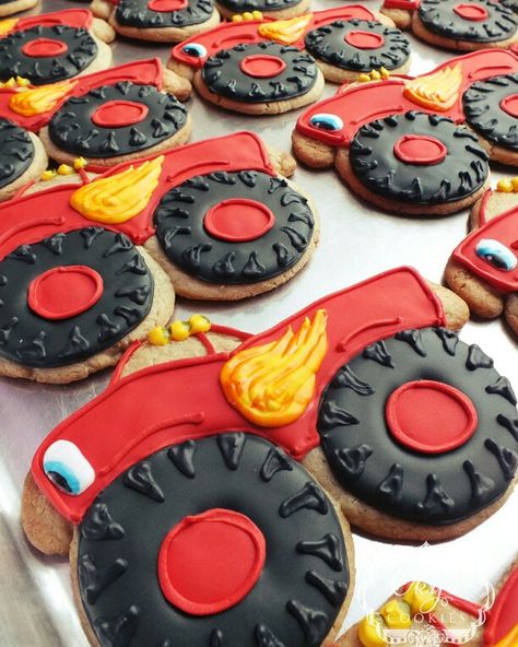 Blaze the monster truck machine Blaze And The Monster Machines Cookies, Blaze And The Monster Machines Birthday Cake, Blaze Monster Machine Cake, Blaze Party Ideas, Blaze Monster Truck Party Ideas, Blaze Cookies, Blaze Birthday Party Ideas, Blaze Monster Truck Party, Blaze Monster Truck Cake