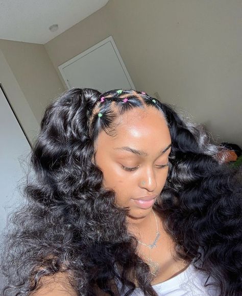 Uploaded by Chloe. Find images and videos on We Heart It - the app to get lost in what you love. Band Hairstyles, Rubber Band Hairstyles, Weave Ponytail Hairstyles, Sleek Ponytail Hairstyles, Edges Hair, Natural Hair Styles Easy, Hair Ponytail Styles, Hair Laid, Penteado Cabelo Curto