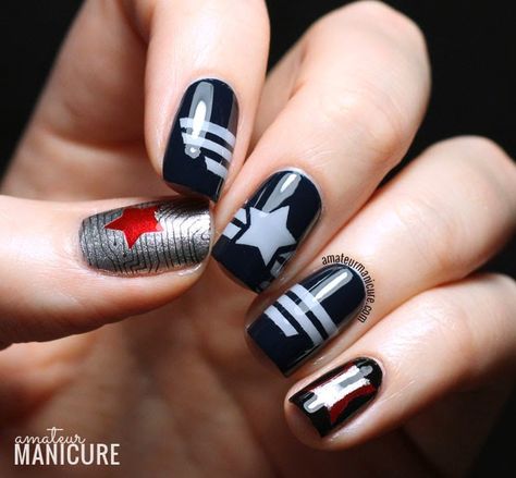 Captain America: The Winter Soldier nail art Avengers Nails, Marvel Nails, America Nails, Captain America The Winter Soldier, Nerd Fashion, The Winter Soldier, Winter Nail Art, Acrylic Nail Art, Winter Soldier