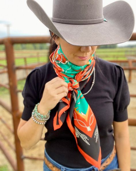 Buckaroo Square Knot Tutorial Wild Rag Knots, Square Knot Tutorial, Cowboy Knot, Knot Tutorial, Knots Tutorial, Square Knot, Wild Rag, Knot, Step By Step