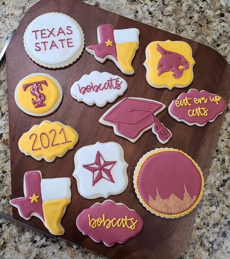 Texas State University Graduation Party, Texas State Graduation Party, Graduation Party University, Boys Graduation Party, Male Graduation, Gift Cookies, Graduation Treats, Texas State Bobcats, Trunk Party