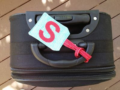 Gifts for all my friends: Monogram Luggage Tag Tutorial Plastic Canvas Luggage Tags, Luggage Tag Sewing Pattern, Sew Luggage Tags, Fabric Luggage Tags Diy Pattern, Quilted Luggage Tag, Monogram Luggage, Travel Crafts, Address Card, Sewing Tags