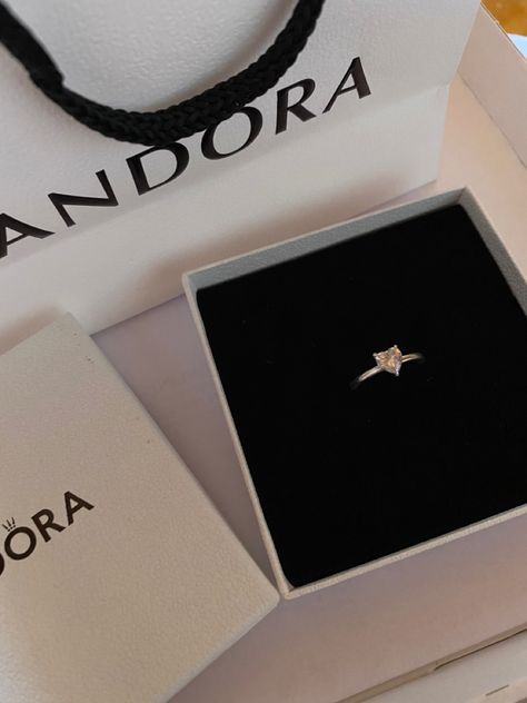 Pandora Diamond Rings, Promise Rings For Her Pandora, Pandora Rings Aesthetic, Aesthetic Promise Rings, Promise Ring Pandora, Pandora Engagement Ring, Pandora Promise Rings, Pandora Princess Ring, Promise Rings Pandora