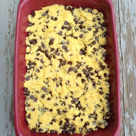 Lazy Day Cookies, Lazy Cake Cookies, Homemade Fruit Popsicles, Lazy Cake, Chocolate Cake Mix Cookies, Cookie Bars Easy, Chocolate Chip Granola Bars, Cake Mix Cookie, Cake Mix Cookie Recipes