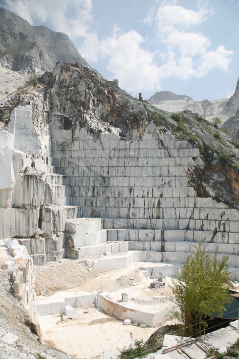 Carrara marble quarry Marble Moodboard, Greek Structures, Carrara Italy, Marble Quarry, Rock Cliff, Stone Display, Rock Quarries, Stone Quarry, Energy Industry