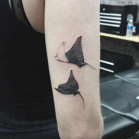 Spotted eagle ray by Rose Bentley @rosebentley_tattoos Industry of Ink in Bristol, uk Spotted Eagle Ray Tattoo Design, Eagle Ray Tattoo Design, Bat Ray Tattoo, Spotted Ray Tattoo, Spotted Stingray Tattoo, Spotted Manta Ray Tattoo, Manga Ray Tattoo, Spotted Eagle Ray Tattoo, Eagle Ray Tattoo