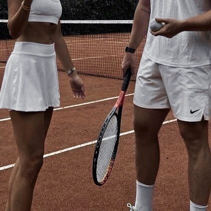 Tennis Girlfriend Aesthetic, Tennis Couple Aesthetic, Tennis Player Aesthetic, Couples Tennis, Old Money Tennis, Tennis Girl Aesthetic, Tennis Core, Country Club Aesthetic, Tennis Doubles