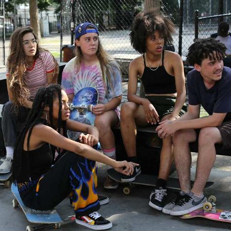 2018 is the year of the coming-of-age skate movie - i-D Skate Kitchen, Skate Vibes, Skate Aesthetic, Skater Vibes, Skateboard Photography, Skater Boys, Skate Girl, Septième Art, Skater Girl Outfits