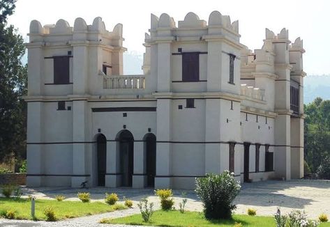 Ethiopian Architecture, Tigray Ethiopia, African Vacation, History Of Ethiopia, Awesome Architecture, African Decor, Traditional Architecture, Abandoned Buildings, Facade House