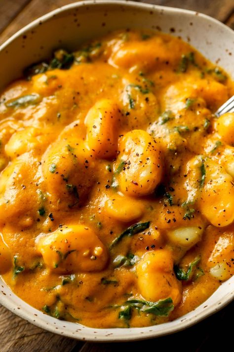 Pumpkin Gnocchi Recipes, Vegan Pumpkin Gnocchi, Pumpkin Dinner Recipes, Pumpkin Cream Sauce, Gnocchi Homemade, Recipes Gnocchi, Pumpkin Recipes Dinner, Pumpkin Pasta Sauce, Pumpkin Gnocchi