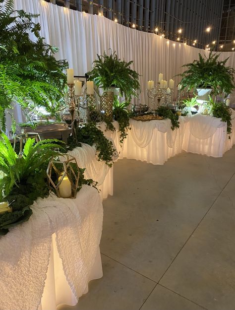 Catering Buffet Table Ideas Decor, Wedding Buffet Setup Ideas, Buffet Setup, Elegant Food Display Ideas, Wedding Catering Ideas Buffet Tables, Buffet Table Ideas Decor Wedding, Wedding Buffet Table Setup, Buffet Wedding Table Setting, Buffet Table Arrangement