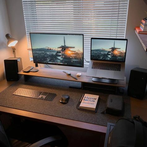 Gaming Setup Bedroom Small Spaces, Setup Bedroom, Gaming Setup Bedroom, Shelf Minimalist, Home Studio Setup, Desktop Setup, Bedroom Setup, Gaming Room Setup, Workspace Inspiration