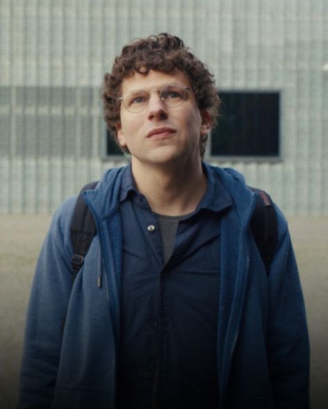 Jesse Eisenberg’s second directorial effort A Real Pain makes its Australian premiere as one of 41 feature films at the festival. Read more at the link in bio – and subscribe to our newsletter to continue hearing from us. 📸 @jiff_oz Jesse Eisenberg, The Festival, Feature Film, The Movie, Link In Bio, Festival, Reading, Film