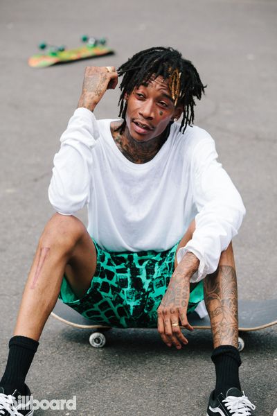 Wiz Khalifa Wallpaper, Wiz Khalifa Aesthetic, Wiz Khalifa Hd Wallpaper Full Screen, Wiz Khalifa Roll Up, Whiz Khalifa, Wiz Khalifa Blacc Hollywood, Beach Humor, Wiz Khalifa, Frame Gallery