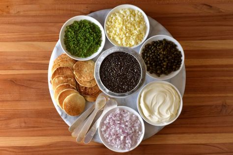 How to Serve Caviar at Your Party – Center of the Plate | D'Artagnan Blog Best Midnight Snacks, How To Serve Caviar, Caviar Appetizers, Caviar Recipes, Creamy Pasta, Luxury Dining, Food Platters, Simple Ideas, Food Safety