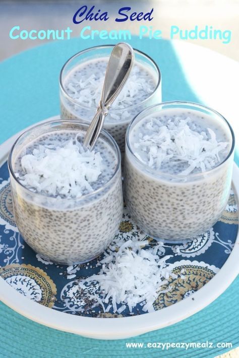 Healthy, but tastes like dessert...this chia seed pudding rocks!! Coconut Cream Pie Chia Pudding ©Eazy Peazy Mealz by EazyPeazyMealz.com Pin it to your Healthy Desserts board to SAVE it for later! Follow Eazy Peazy Mealz Coconut Cream Pie Pudding, Mango Chia Seed Pudding, Banana Chia Seed Pudding, Pudding Chia, Chia Seed Recipes Pudding, Chia Recipe, Coconut Chia Pudding, Coconut Chia, Chia Seed Recipes